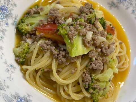 野菜が美味しい！トマトとブロッコリーのパスタ